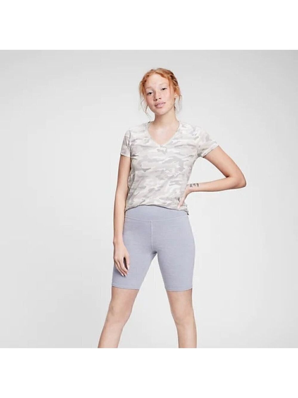 GAP Short Sleeve Light Grey Camo Vintage V-Neck